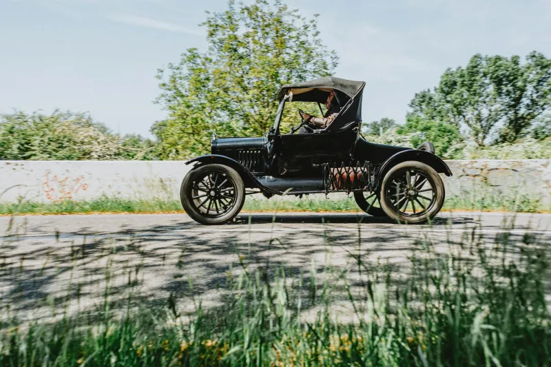 The Cement Salesman's Crazy Dream: How America's First Coast-to-Coast Road Changed Everything